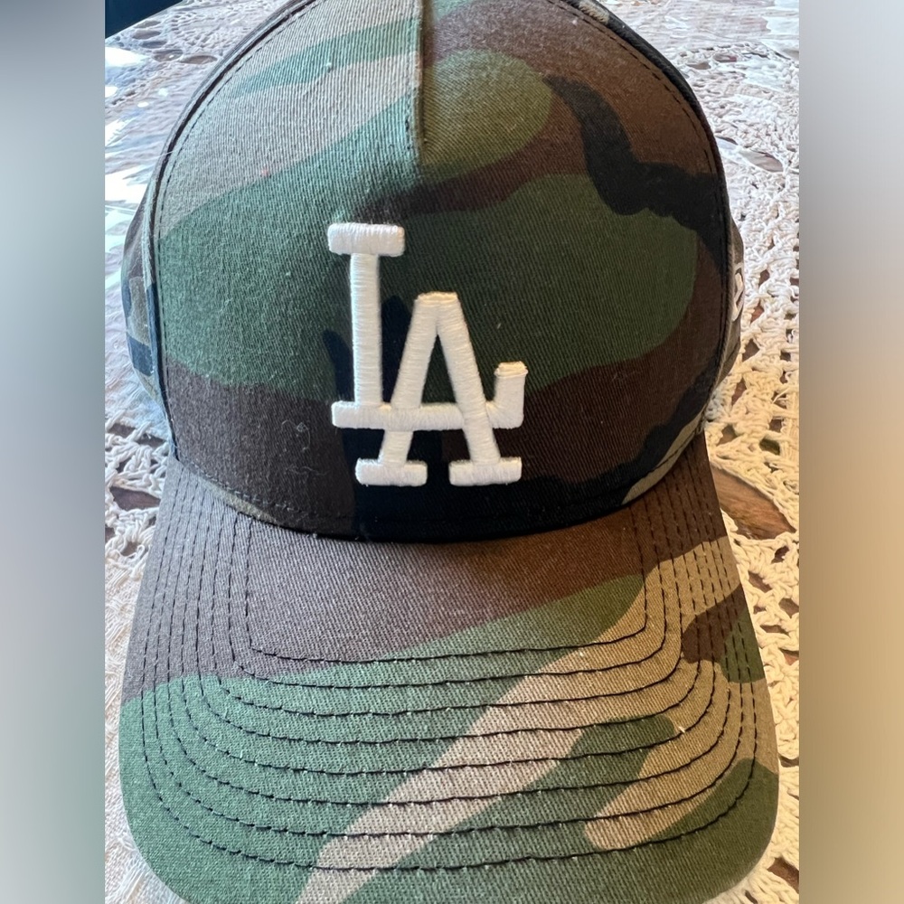LA hat